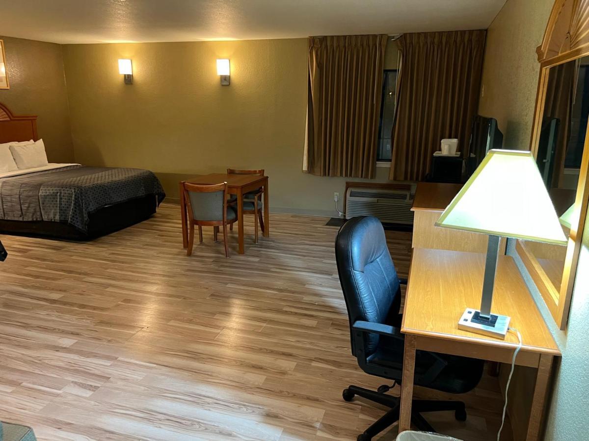 Americas Best Value Inn Pharr/Mcallen Экстерьер фото