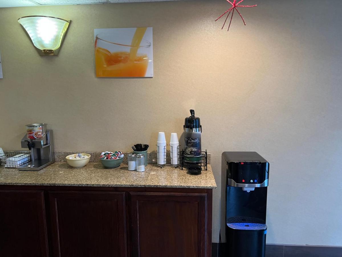 Americas Best Value Inn Pharr/Mcallen Экстерьер фото