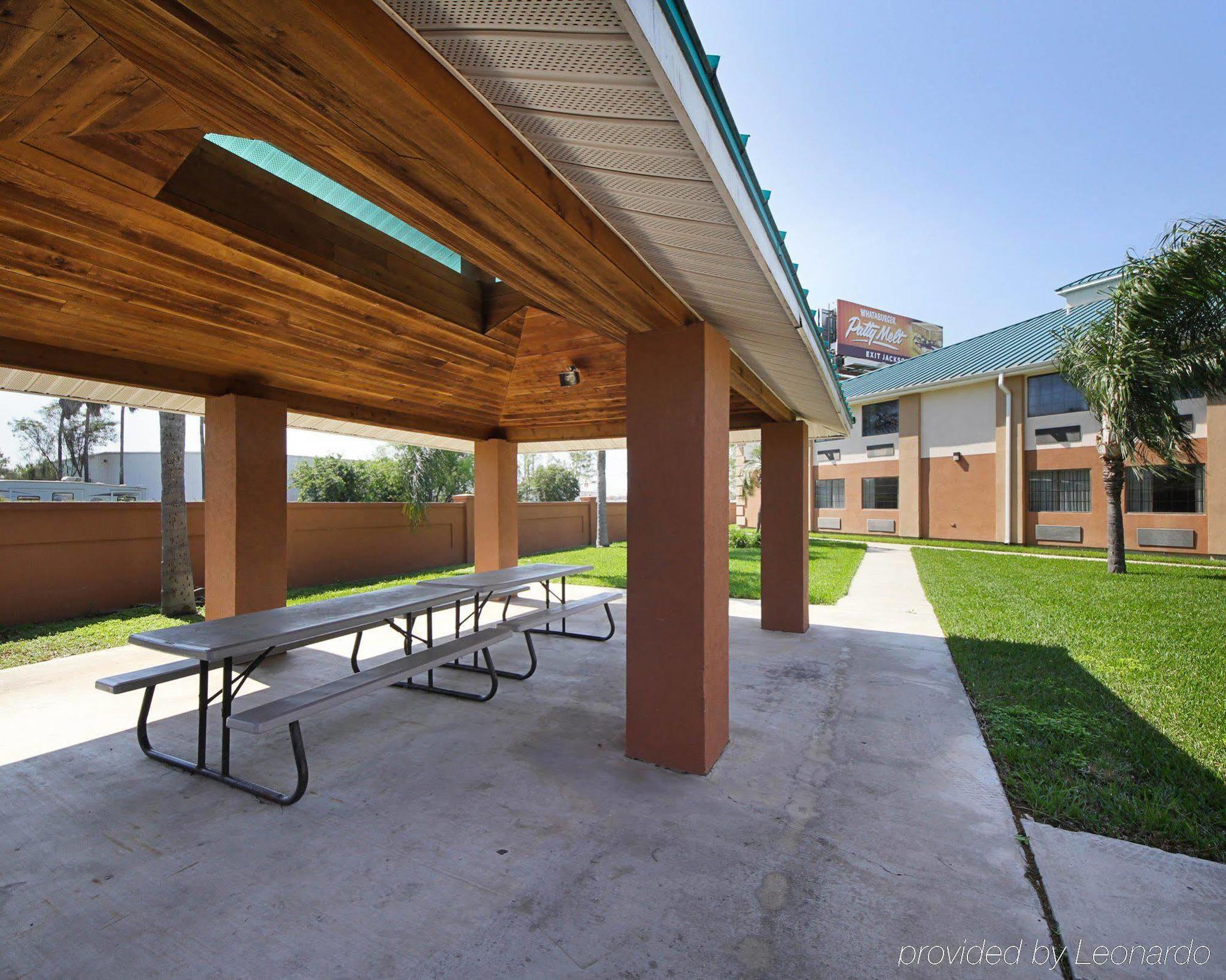 Americas Best Value Inn Pharr/Mcallen Экстерьер фото